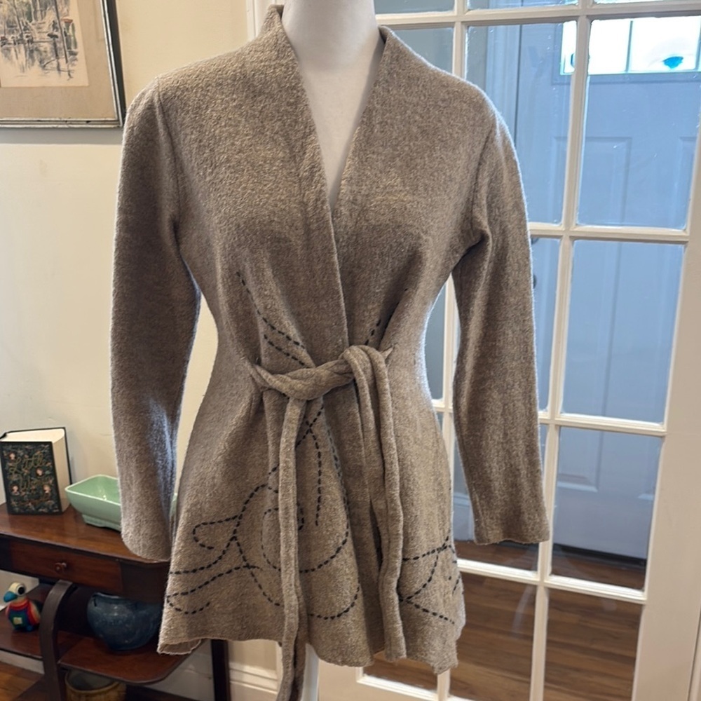 Anthropologie Rosie Neira gray wool sweater with black stitching.